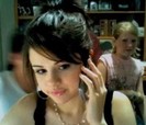 [ii suna telefonul si raspunde] Alo?
