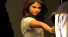 Selena Gomez - Falling Down - Behind The Scene. (HD) 156