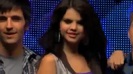 Selena Gomez - Falling Down - Behind The Scene. (HD) 189