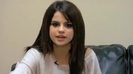 Selena Gomez - Falling Down - Behind The Scene. (HD) 408