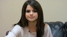 Selena Gomez - Falling Down - Behind The Scene. (HD) 411