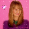 Bona!Sunt Debby Ryan!