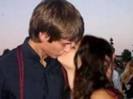 Kiss.:x:*