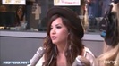 Demi Lovato\'s Interview with Ryan Seacrest -Skyscraper premier [Full] 1580