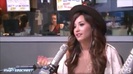 Demi Lovato\'s Interview with Ryan Seacrest -Skyscraper premier [Full] 2525