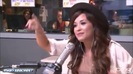 Demi Lovato\'s Interview with Ryan Seacrest -Skyscraper premier [Full] 2565