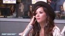 Demi Lovato\'s Interview with Ryan Seacrest -Skyscraper premier [Full] 2140