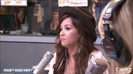 Demi Lovato\'s Interview with Ryan Seacrest -Skyscraper premier [Full] 1735