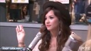 Demi Lovato\'s Interview with Ryan Seacrest -Skyscraper premier [Full] 2627