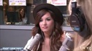 Demi Lovato\'s Interview with Ryan Seacrest -Skyscraper premier [Full] 2660