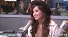 Demi Lovato\'s Interview with Ryan Seacrest -Skyscraper premier [Full] 2404
