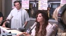 Demi Lovato\'s Interview with Ryan Seacrest -Skyscraper premier [Full] 2900