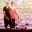 Selena-With-Justin-Bieber-selena-gomez-29147872-500-492
