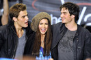 Vampire+Diaries+Hot+Topic+Tour+uYEuBaWmjVtl