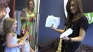 Demi Birthday Cambio 2010 (1358)