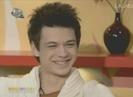 ◕ [ Imitand-o ]Doamne =]]] Asta a fost faza secolului ... Si.a lasat si hainele aici =]]]]