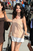 dressed+down+Selena+Gomez+arrives+Ed+Sullivan+1dJJETo9Ei1l