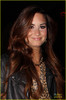demi-lovato-boa-dinner-01