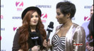 Demi - Lovato - Red - Carpet - Interview - Fuse - Jingle - Ball - 2011 (19)