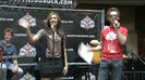 Demi Lovato  Live at Glendale Galleria  in LA for Cambio in HD 00282