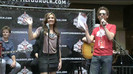 Demi Lovato  Live at Glendale Galleria  in LA for Cambio in HD 00303