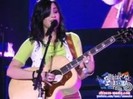 Demi Lovato - Catch Me Live (1034)