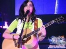 Demi Lovato - Catch Me Live (1060)