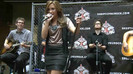 Demi Lovato  Live at Glendale Galleria  in LA for Cambio in HD 04052
