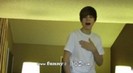 # [ inainte sa se uite ] Hei frumosule :> .. [ Dupa ce se uita ] :o:o AAA.....