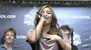 Demi Lovato  Live at Glendale Galleria  in LA for Cambio in HD 05378