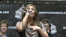 Demi Lovato  Live at Glendale Galleria  in LA for Cambio in HD 05389