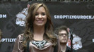 Demi Lovato  Live at Glendale Galleria  in LA for Cambio in HD 05537