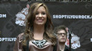Demi Lovato  Live at Glendale Galleria  in LA for Cambio in HD 05539