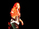 Demi Lovato - Moves Like Jagger (1975)