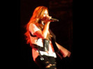 Demi Lovato - Moves Like Jagger (3903)