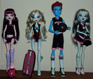 monster_high_scream_uniforms_by_itsamonsterthing-d36ogsd
