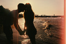 beach-boy-couple-cute-damn-Favim.com-355602_large