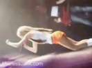 Avril Lavigne - Paparazzi (Various Footage Part 1) 3152