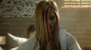 Avril Lavigne - What The Hell_youtube_original 0431