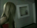 Bonez Tour Documentary [HD] Part2 - Avril Lavigne 0150