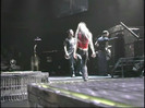 Bonez Tour Documentary [HD] Part2 - Avril Lavigne 2395