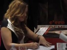 Demi Lovato signing session Mondadori Milano 31-03-12 0363