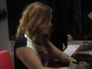 Demi Lovato signing session Mondadori Milano 31-03-12 0526