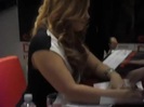 Demi Lovato signing session Mondadori Milano 31-03-12 0545