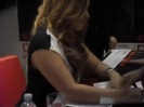 Demi Lovato signing session Mondadori Milano 31-03-12 0546