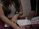 Demi Lovato signing session Mondadori Milano 31-03-12 1129