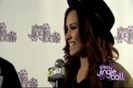 Maxwell with Demi Lovato HQ (489)