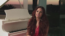 Demi Lovato talks following her dream_ ACUVUE® 1-DAY Contest Stories 0286