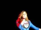 Demi Unbroken Live In Panama (106)