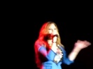 Demi Unbroken Live In Panama (111)
